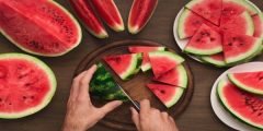 عدد السعرات الحرارية في البطيخ وهل يزيد الوزن أم ينحف؟