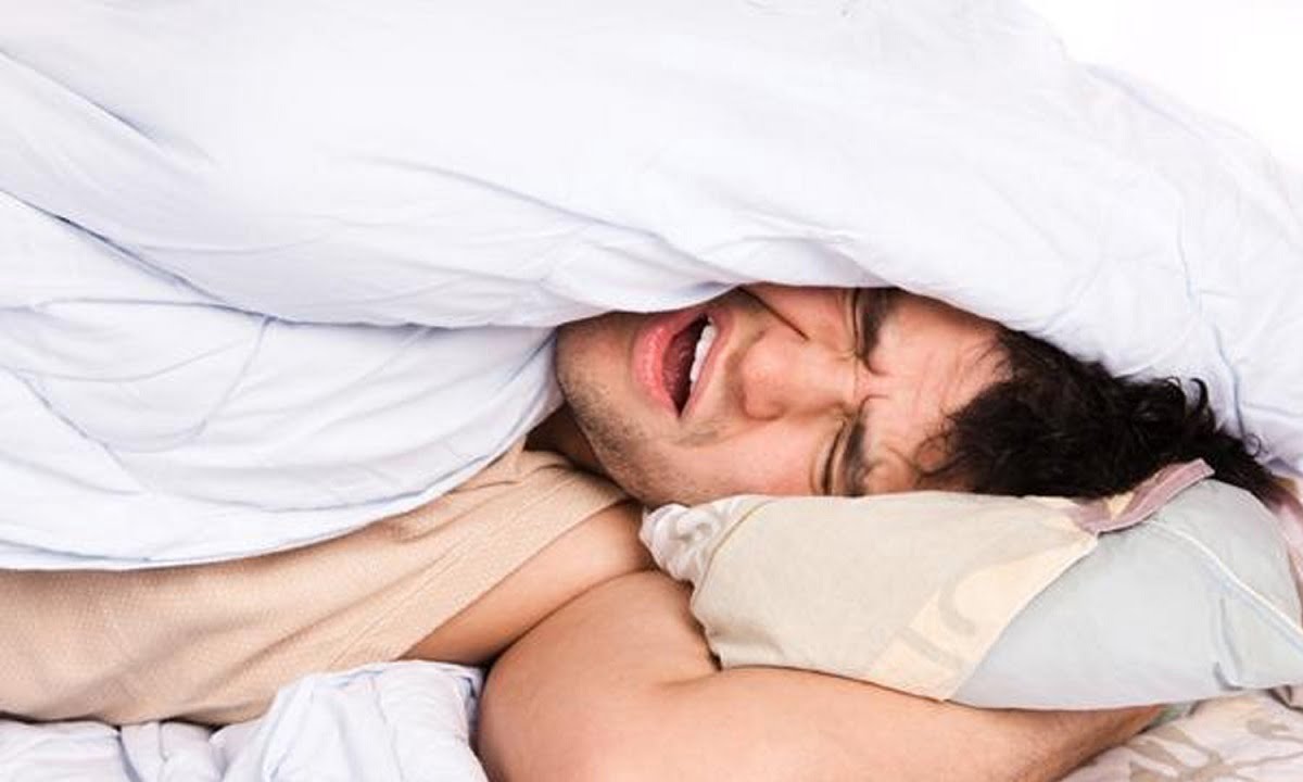 ما هي اسباب النوم المتقطع