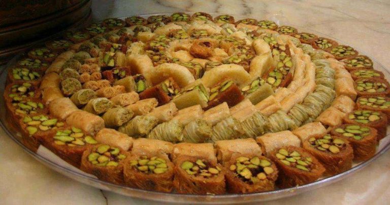 حلويات مشهورة في مصر… تعرف على أشهر 11 نوع من الحلوى