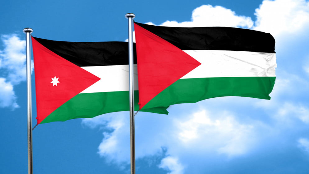 لماذا علم الأردن يشبه علم فلسطين