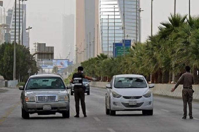 حقيقة فرض السعودية حظر التجول مجدداً بسبب ارتفاع إصابات