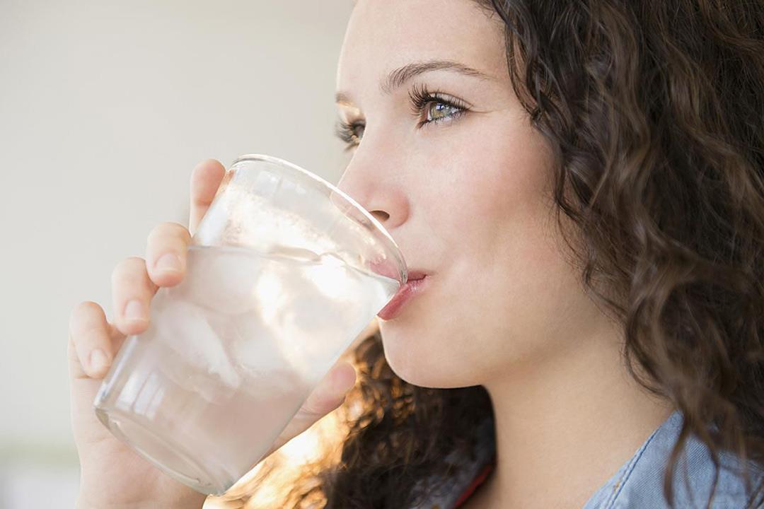 أهمية شرب الماء فى رمضان مصادر شرب الماء 2022