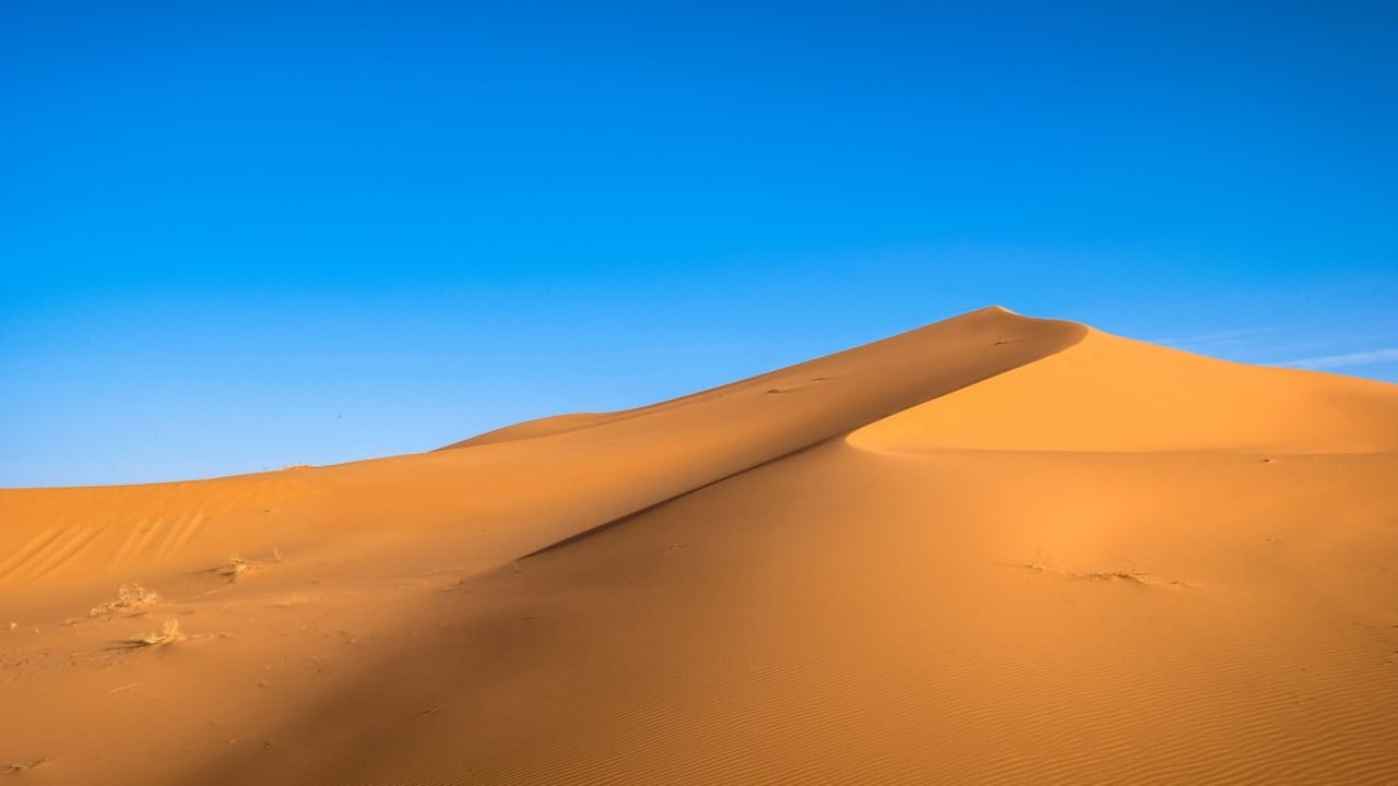 تفسير حلم رؤية الرمال في المنام لابن سيرين والنابلسي وإبن شاهين