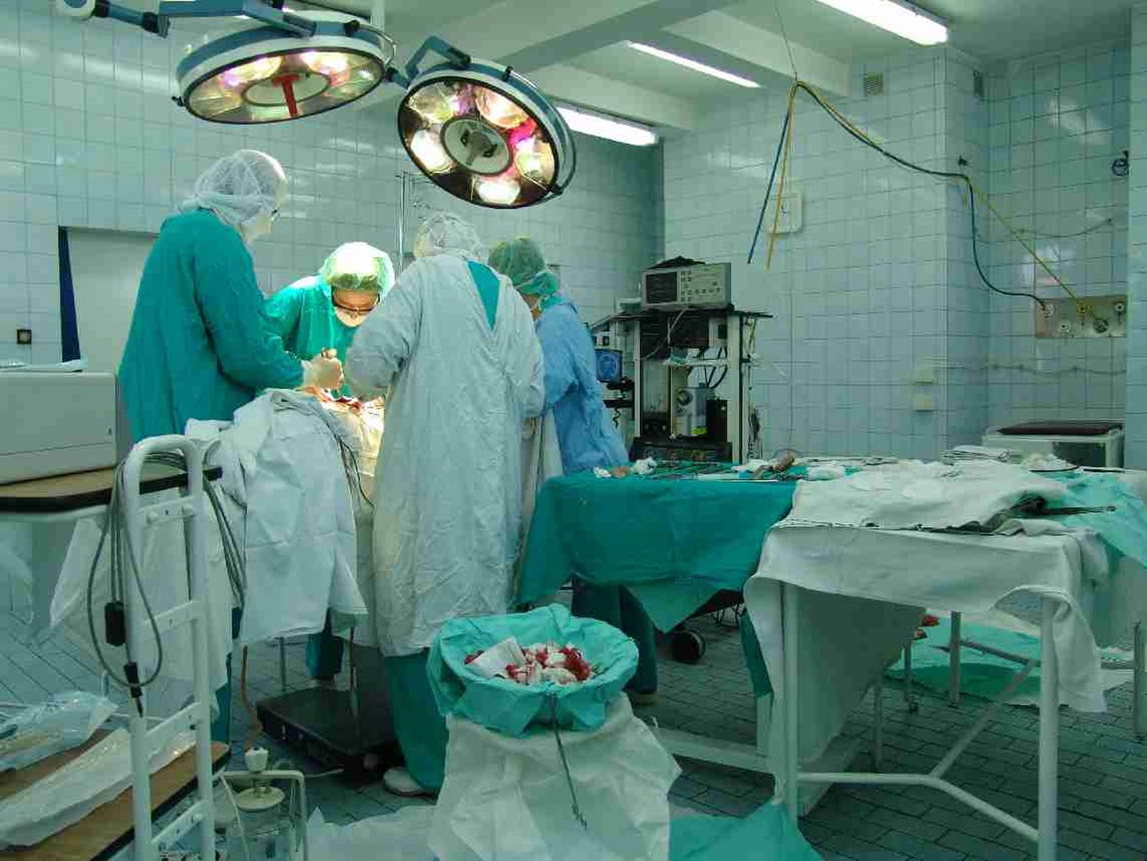 تفسير حلم رؤية العملية الجراحية في المنام لابن سيرين