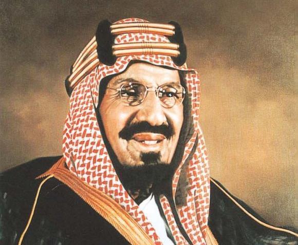 كم كان عمر الملك عبدالعزيز عند استرداد الرياض