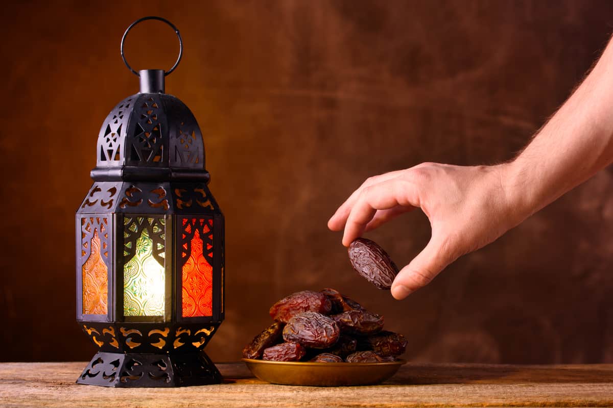كفارة الافطار متعمد في رمضان