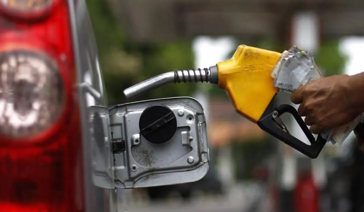 أسعار الوقود والمحروقات في الإمارات لشهر نوفمبر 2022