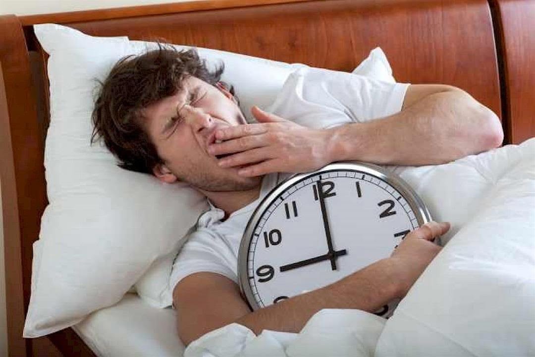 اسباب كثرة النوم وعلى ماذا يدل النوم الكثير